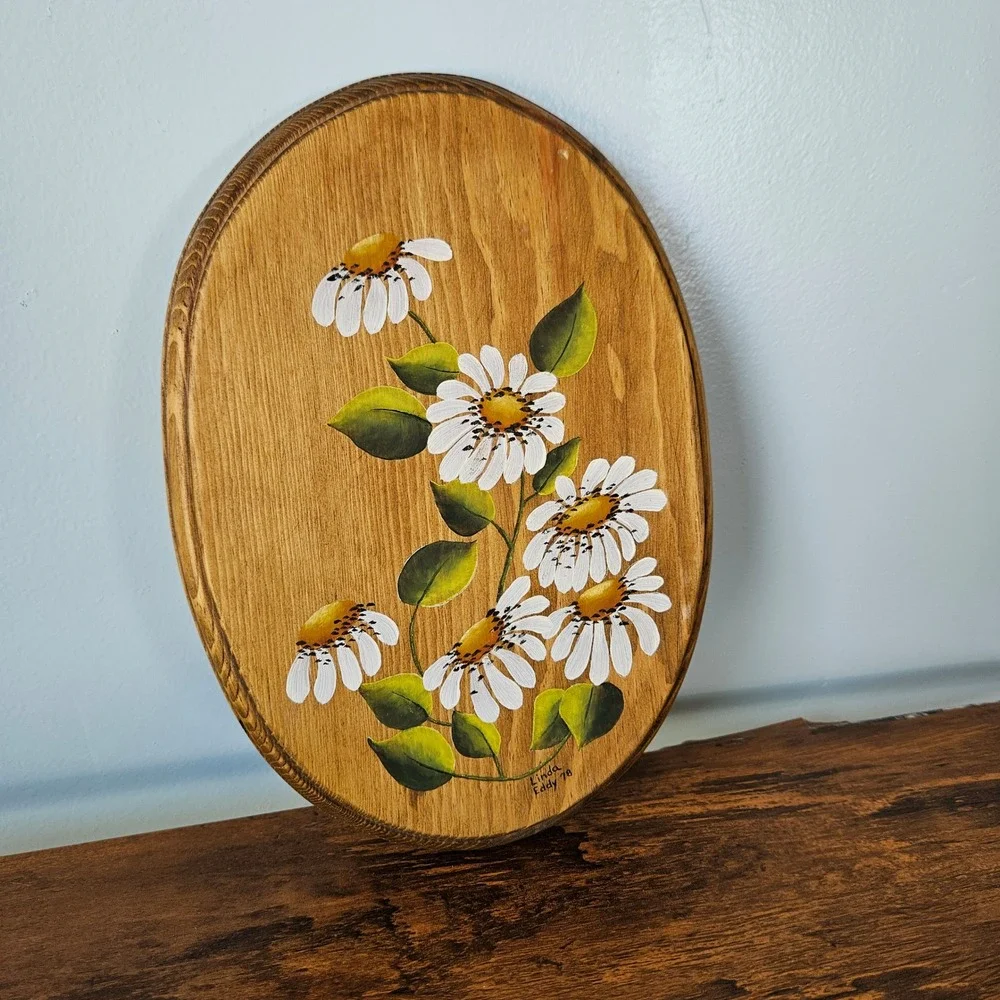 Vtg 70s 1978 Linda Eddy Signed Hand Painted Daisy Wood Plaque Oval Wall Art